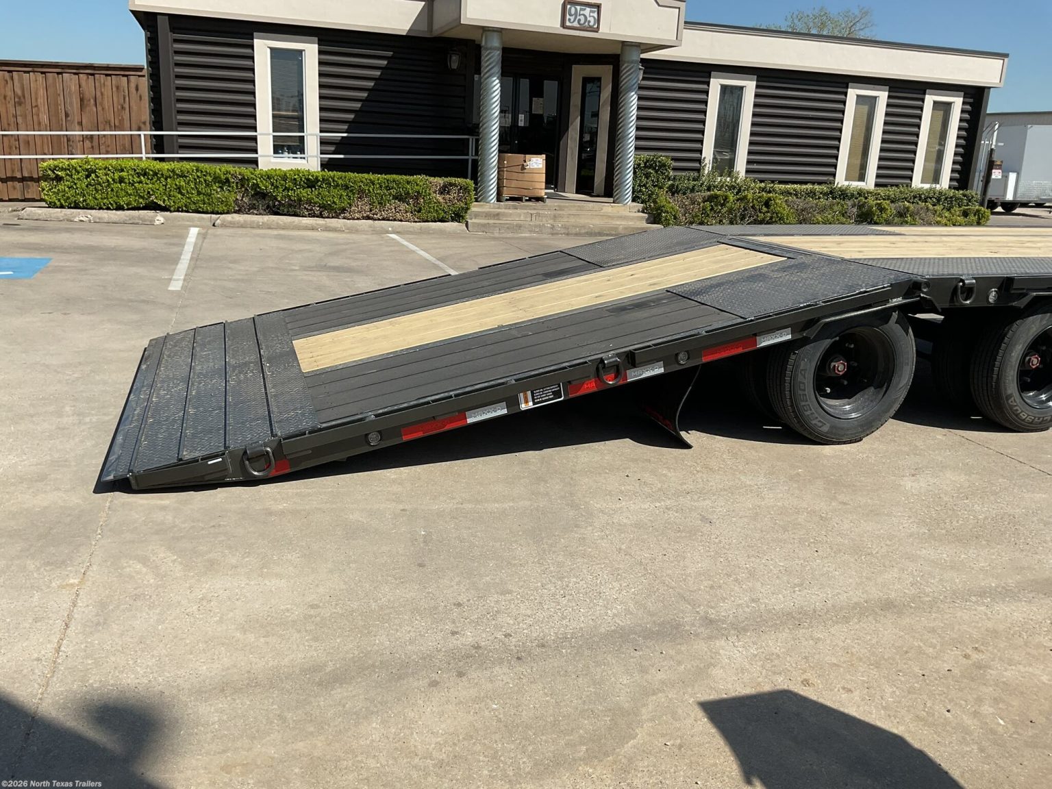 New 2025 MAXX-D YDB10234