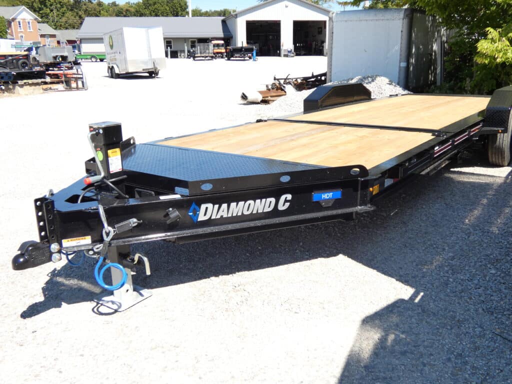 2026-diamond-c-hdt207-82-x-22-149k-split-deck-tilt-equipment-trailer-stock.jpg